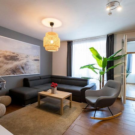 Park Apartman Sarrod エクステリア 写真
