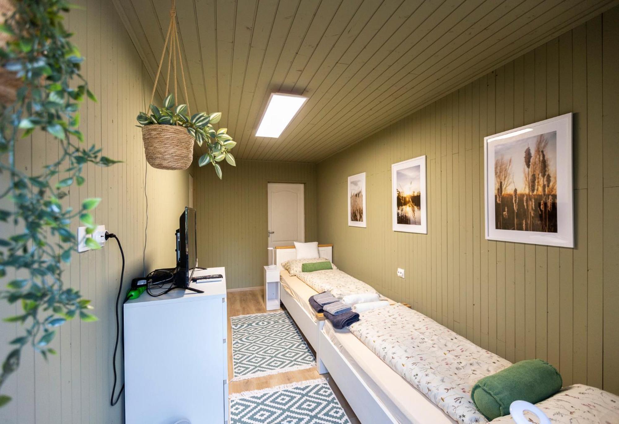Park Apartman Sarrod エクステリア 写真