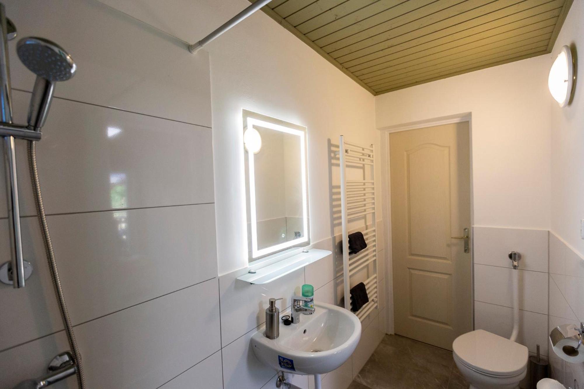 Park Apartman Sarrod エクステリア 写真