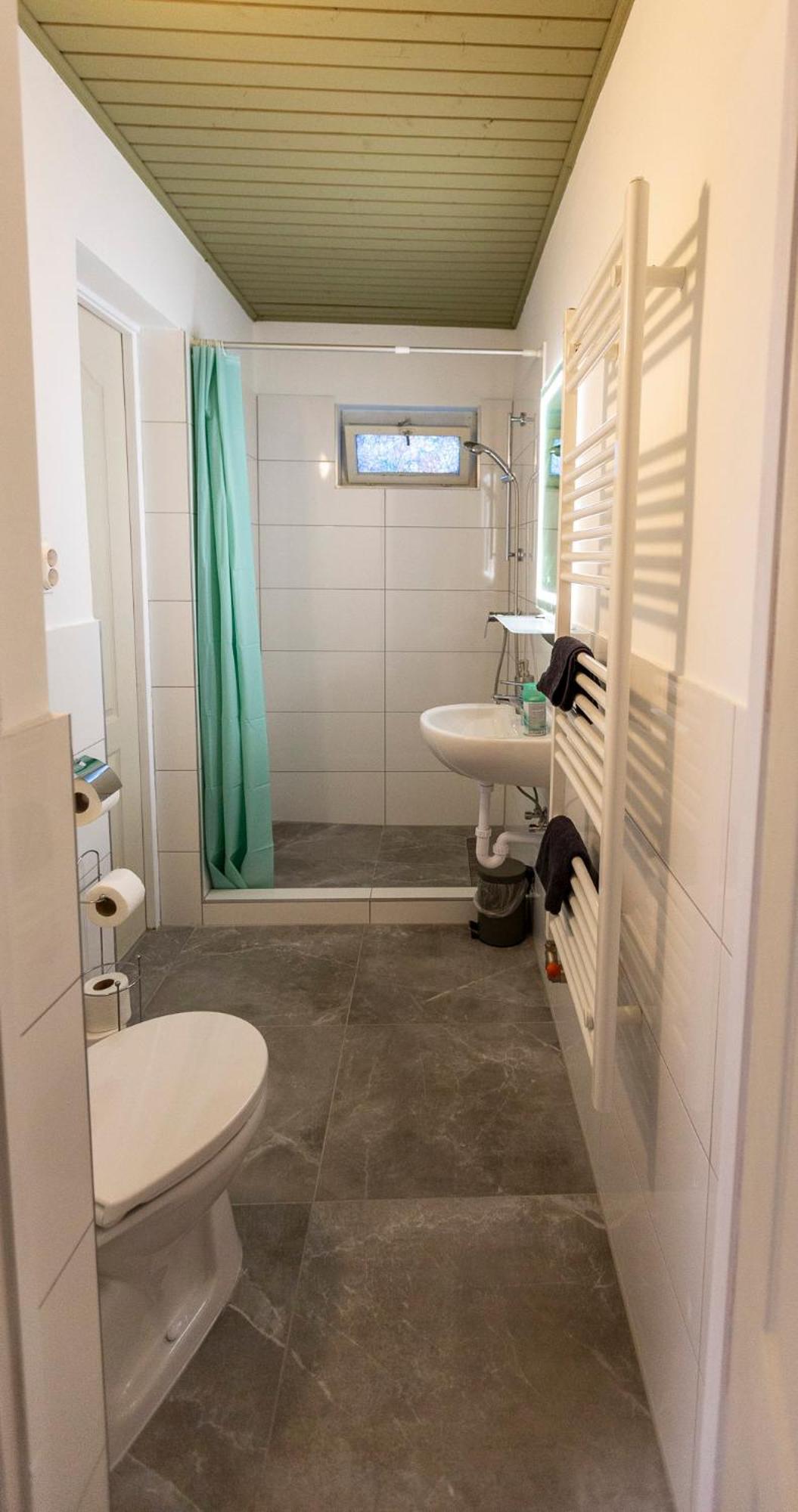 Park Apartman Sarrod エクステリア 写真